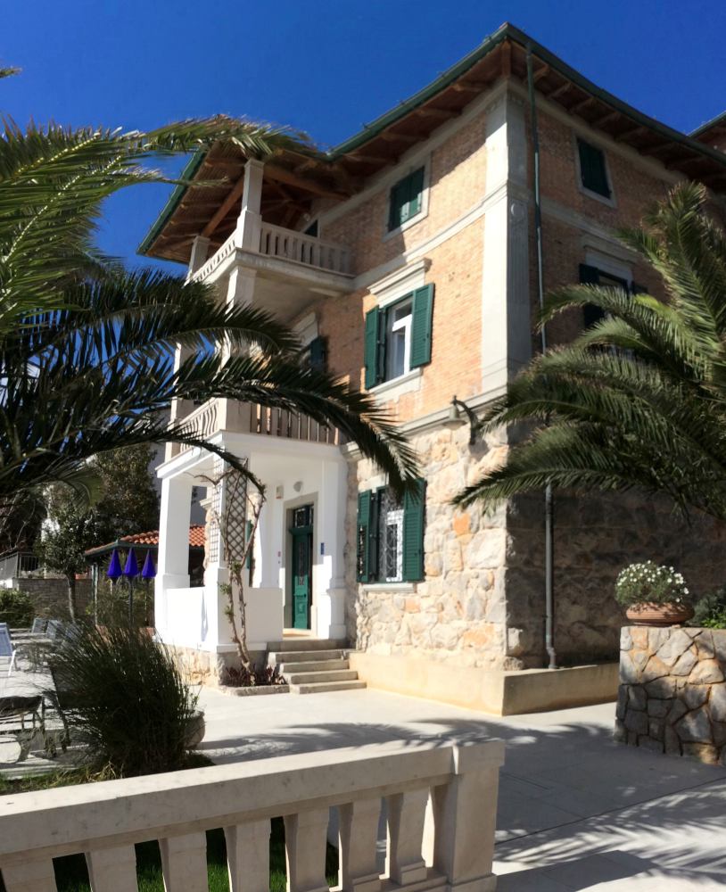 Villa Istra, Mošćenička Draga — vila uz more