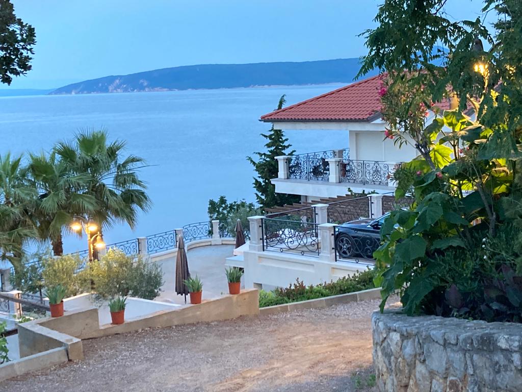 Villa Istra, Mošćenička Draga — smještaj i sadržaji