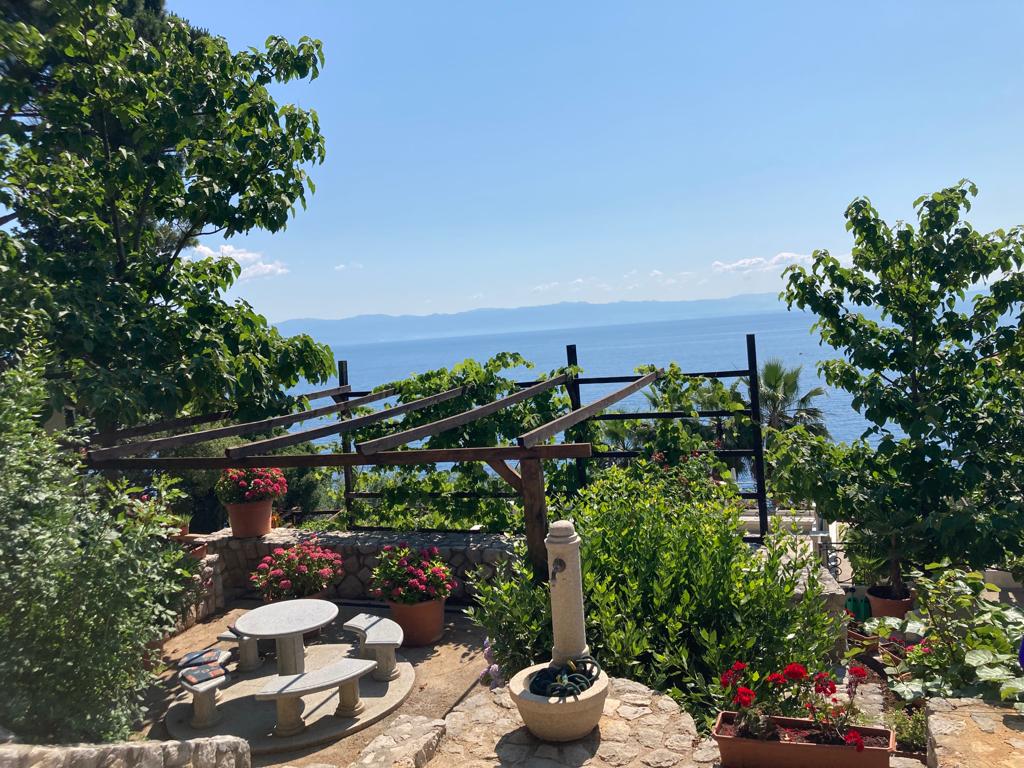 Villa Istra, Mošćenička Draga — smještaj i sadržaji